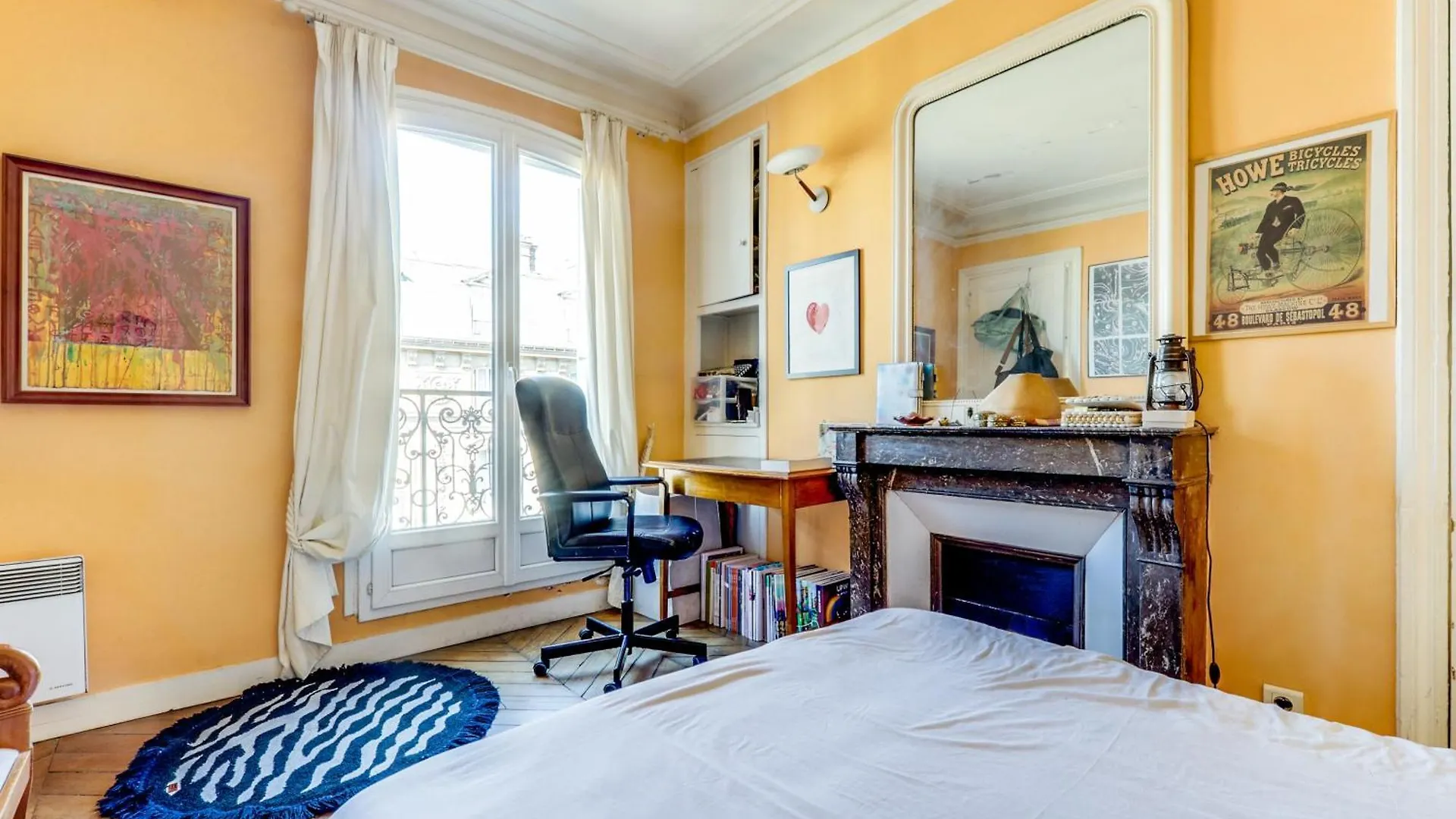 Central Appartement Avec Balcon Paris Daire