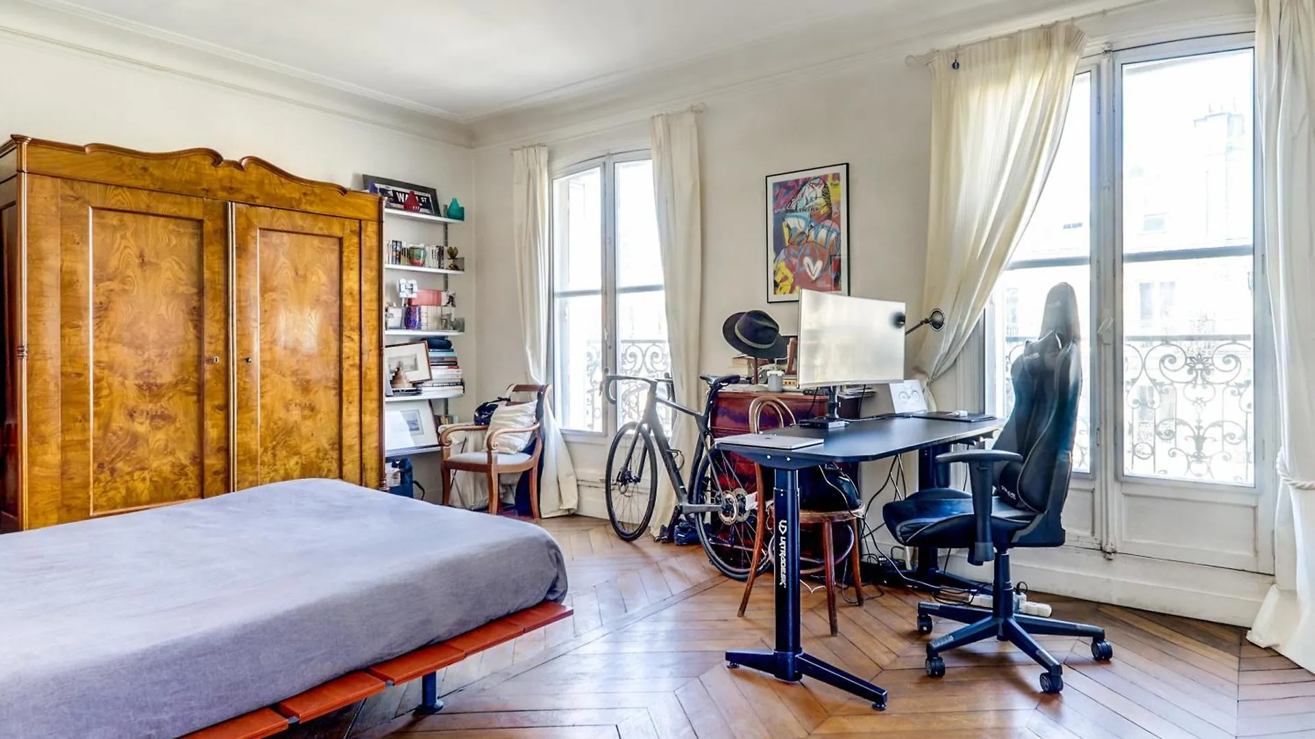Daire Central Appartement Avec Balcon Paris Fransa